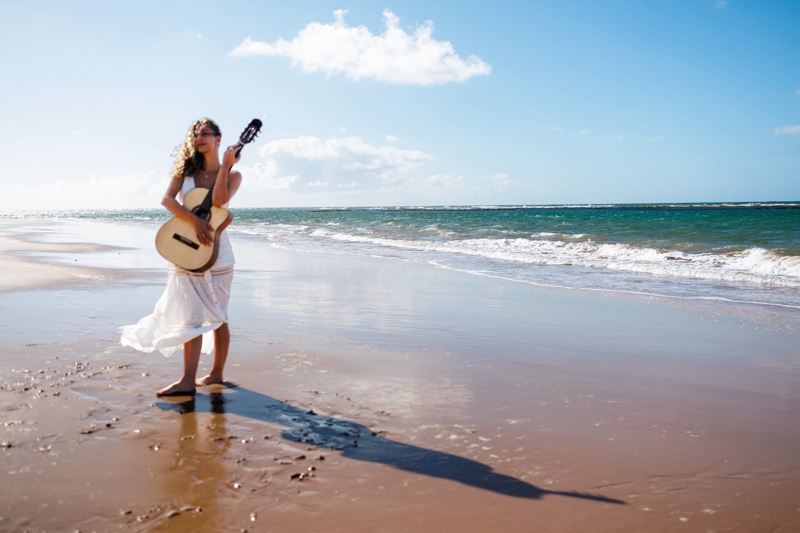 Do sertão baiano à música, Emilly Rios apresenta o álbum ‘RIOS’